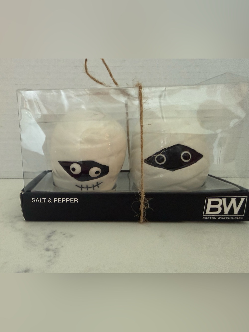 Novelty White Halloween Mummy Salt & Pepper Shaker Set